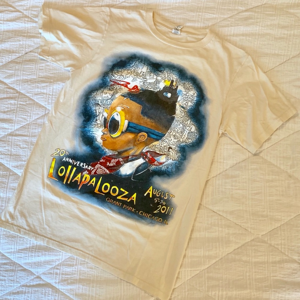 “Vintage” Lollapalooza 2011 T-Shirt